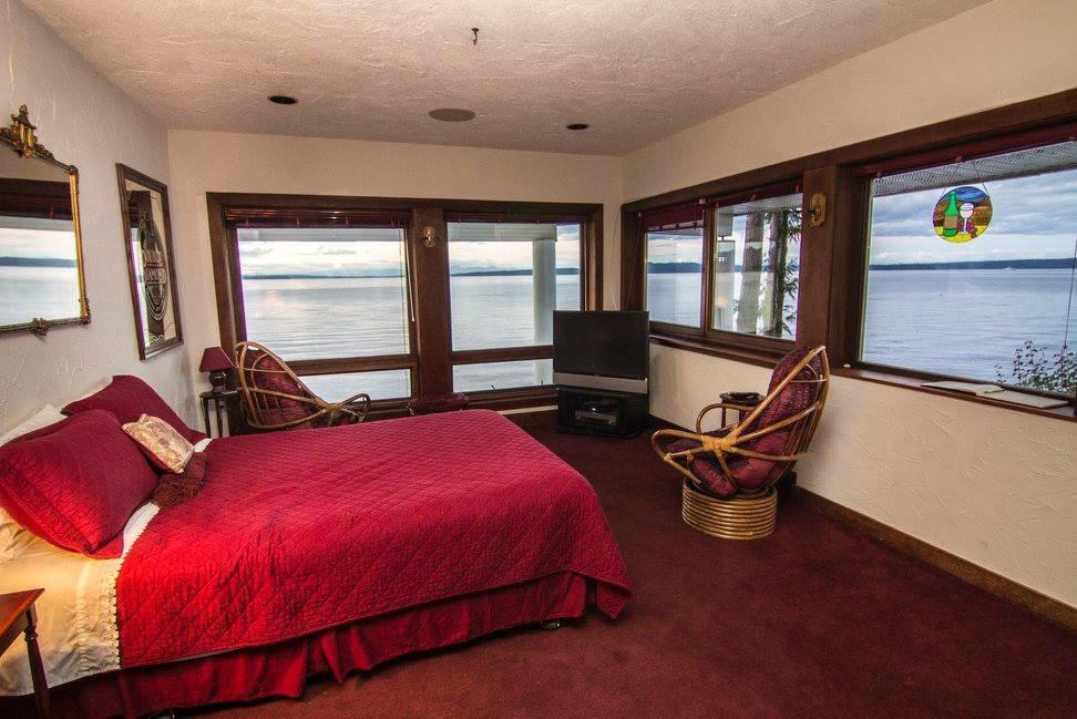 Vancouver Island Castle Cove Inn Чемейнус Экстерьер фото