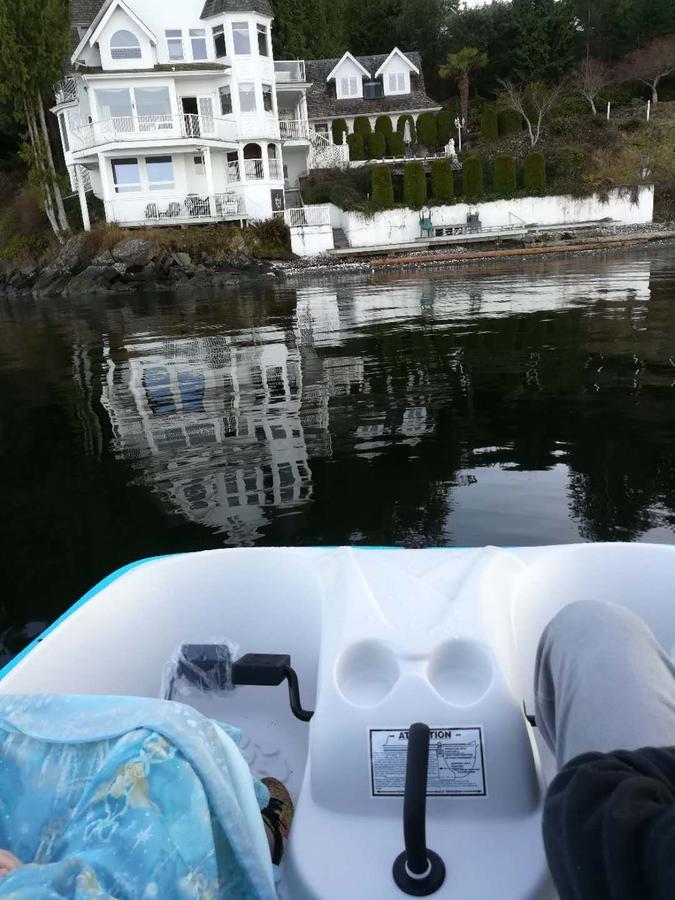 Vancouver Island Castle Cove Inn Чемейнус Экстерьер фото